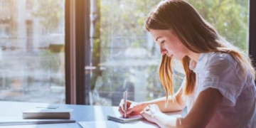 6 Ways AI Supports the Office of the CFO/Finance